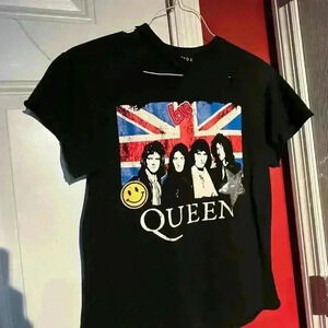 Sojara Black Sequin Tee Short Sleeve QUEEN rock distressed  T-Shirt small/med